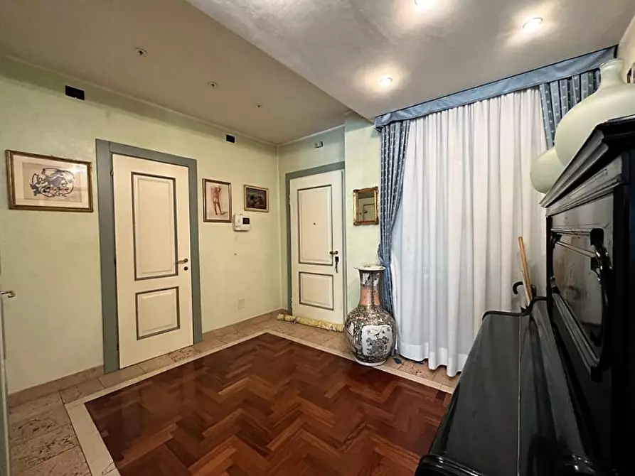 Immagine 9 di Appartamento in vendita  a Brescia