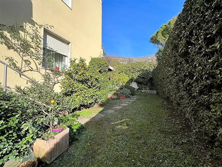 Immagine 37 di Appartamento in vendita  a Brescia