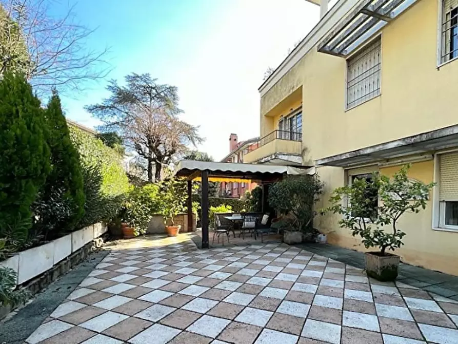 Immagine 49 di Appartamento in vendita  a Brescia