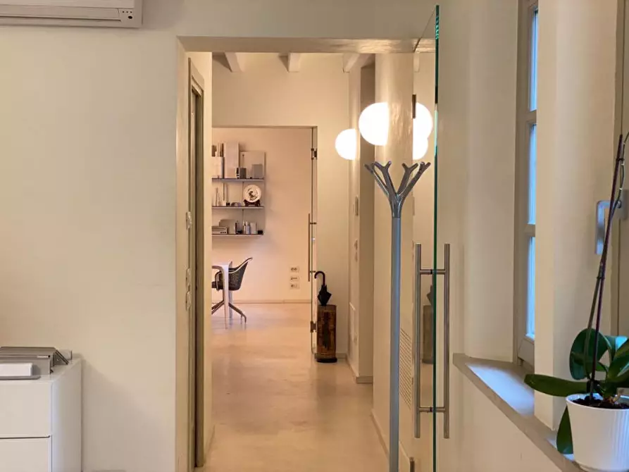 Immagine 10 di Casa indipendente in vendita  a Brescia