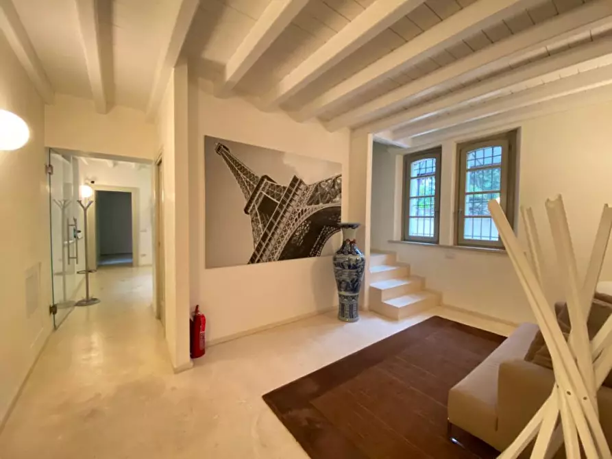 Immagine 27 di Casa indipendente in vendita  a Brescia