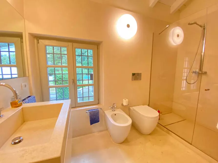 Immagine 61 di Casa indipendente in vendita  a Brescia