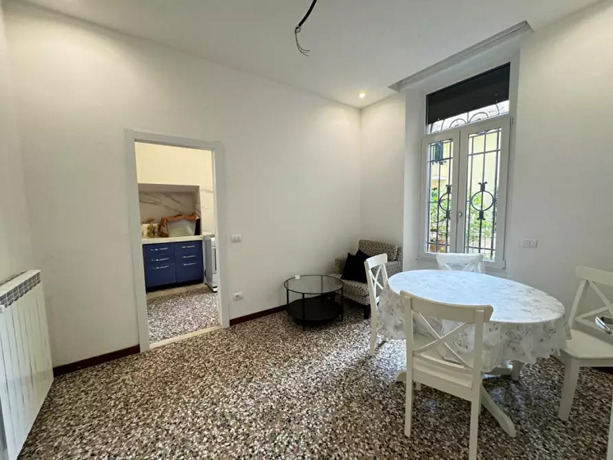 Immagine 4 di Appartamento in vendita  a Brescia