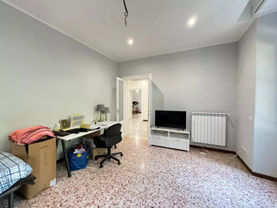 Immagine 10 di Appartamento in vendita  a Brescia