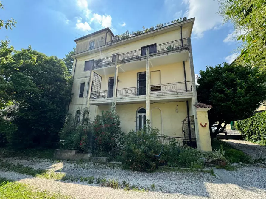 Immagine 25 di Appartamento in vendita  a Brescia