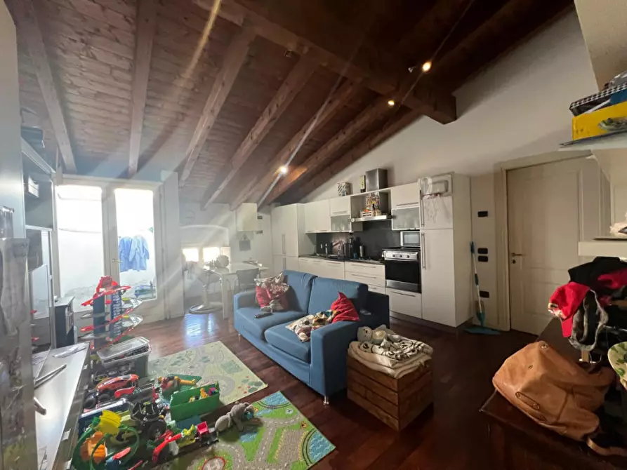 Immagine 2 di Appartamento in vendita  a Brescia