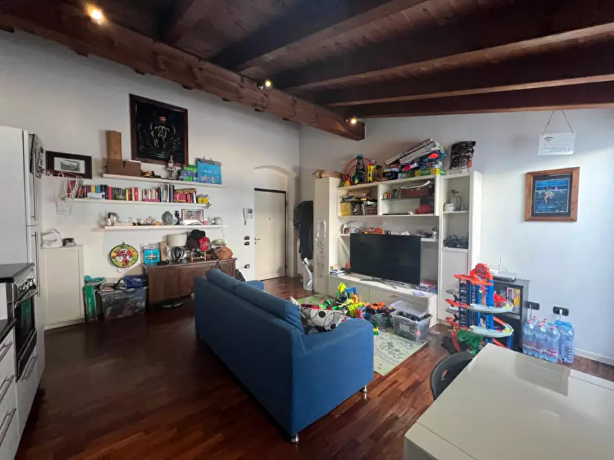 Immagine 5 di Appartamento in vendita  a Brescia