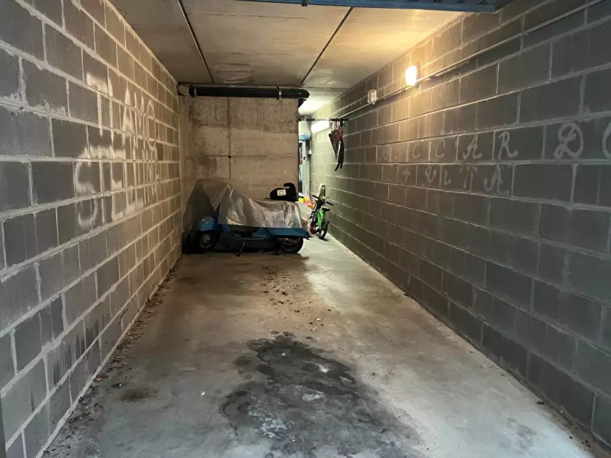 Immagine 19 di Appartamento in vendita  a Brescia