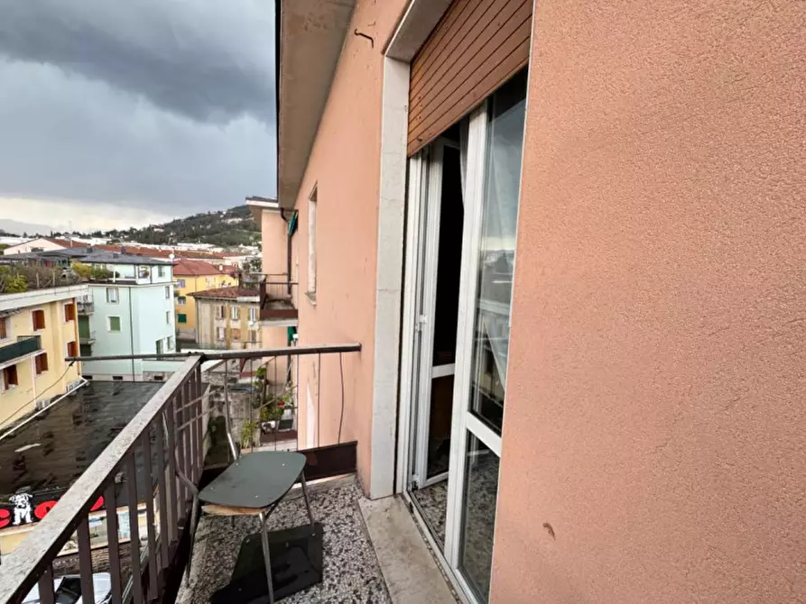 Immagine 13 di Appartamento in vendita  a Brescia