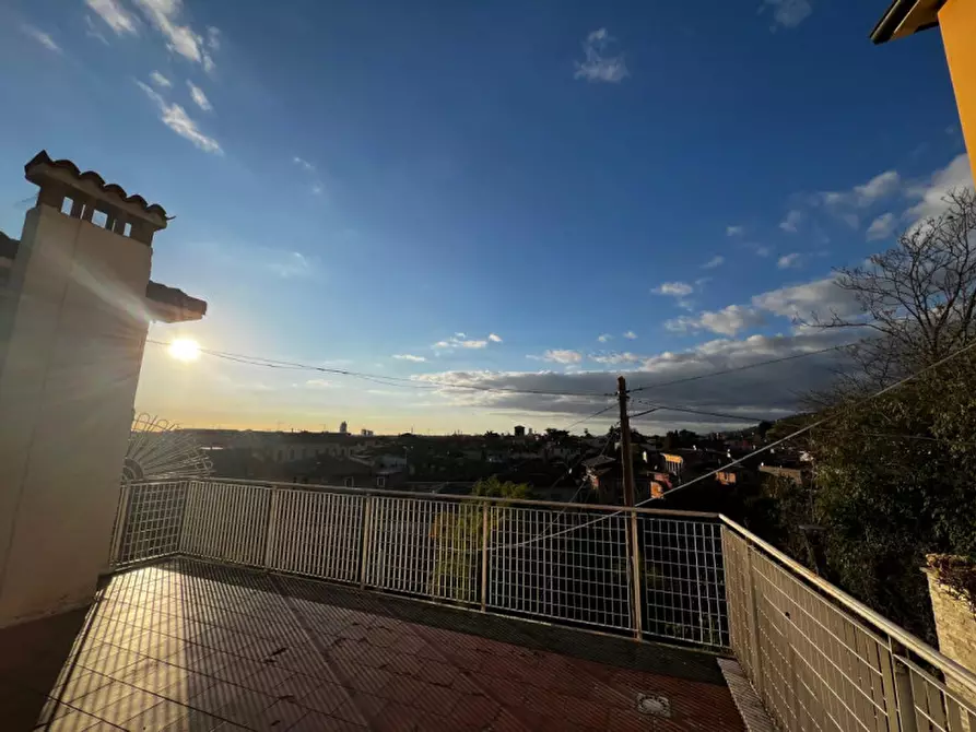 Immagine 11 di Appartamento in vendita  a Brescia