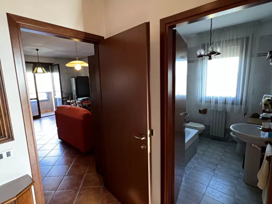 Immagine 19 di Appartamento in vendita  a Tombolo