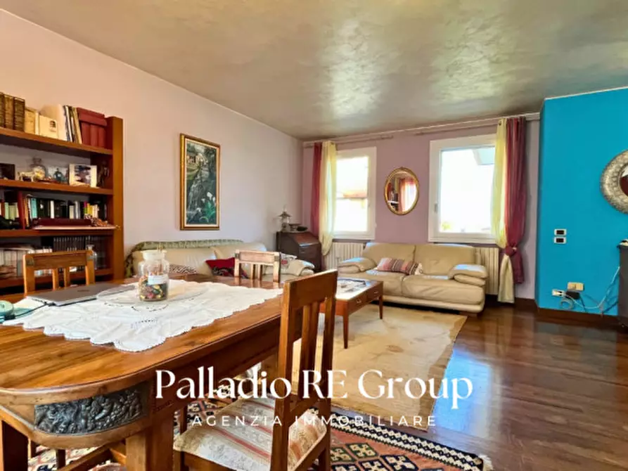 Immagine 2 di Casa bifamiliare in vendita  in Via Enrico Fermi, 1 a Barbarano Mossano