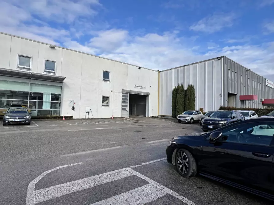 Immagine 1 di Capannone industriale in affitto  in viale della scienza a Vicenza