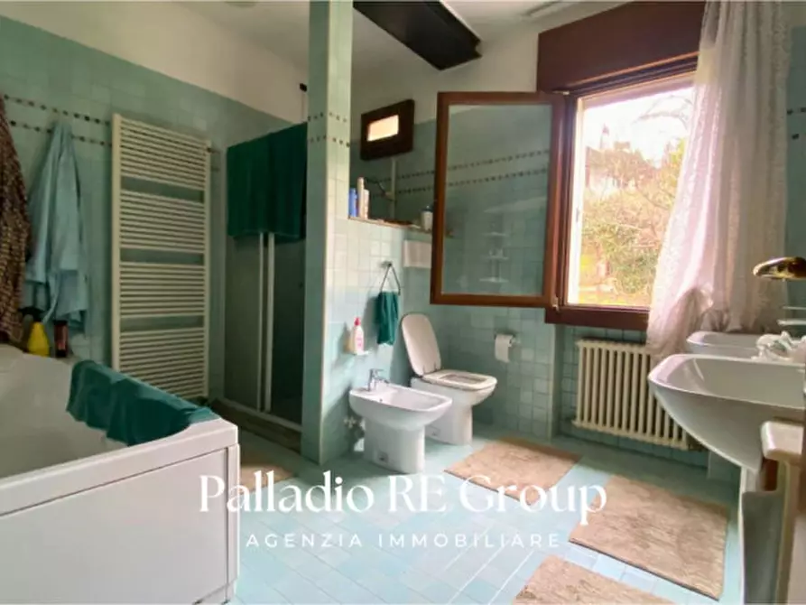 Immagine 12 di Casa bifamiliare in vendita  in Strada di Gogna 43 a Vicenza