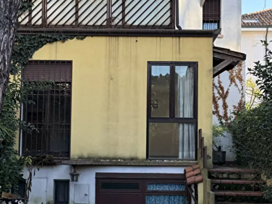 Immagine 2 di Casa indipendente in vendita  in Via Gustavo Modena a Padova