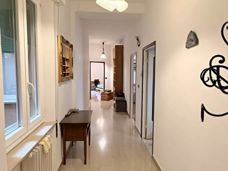 Immagine 4 di Appartamento in vendita  in VIA VENETO a Ancona