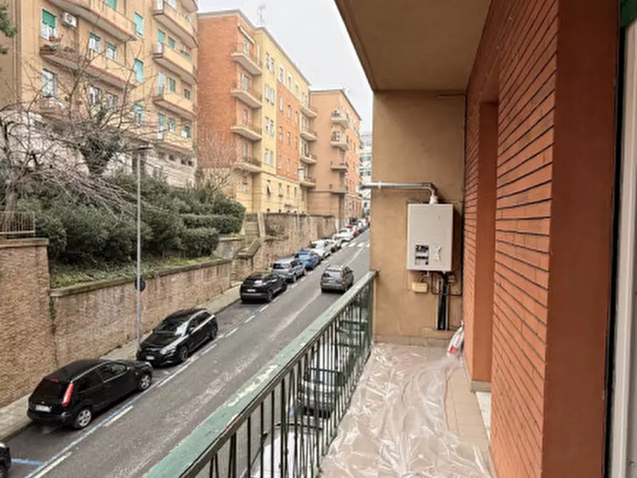 Immagine 10 di Appartamento in vendita  in VIA VENETO a Ancona