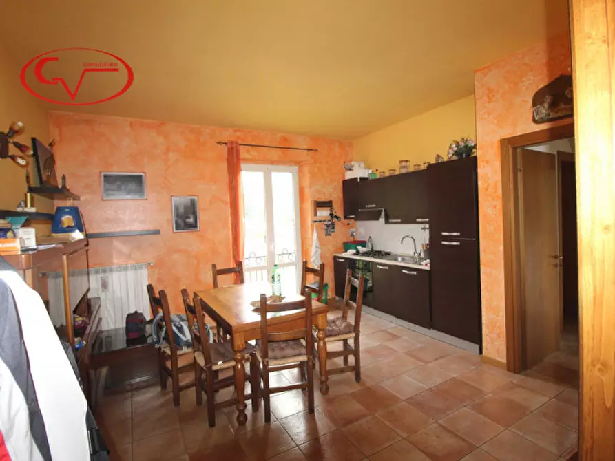 Immagine 2 di Appartamento in vendita  a Loro Ciuffenna