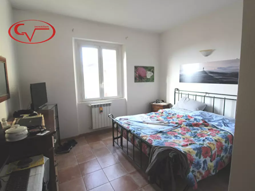 Immagine 4 di Appartamento in vendita  a Loro Ciuffenna