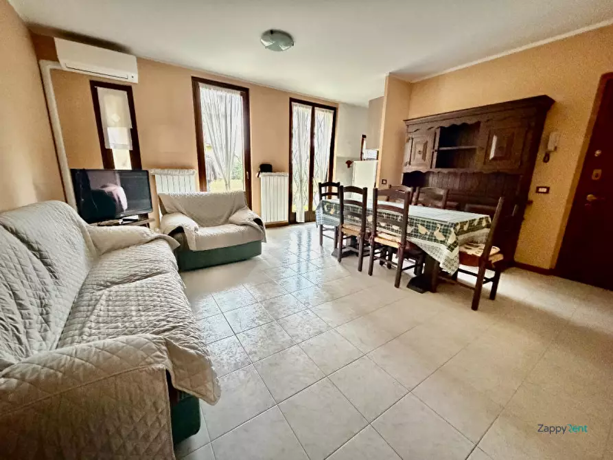 Immagine 1 di Appartamento in affitto  in Via Cardinal Ferrari a Cassano D'adda