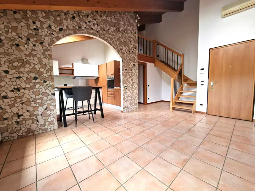 Immagine 2 di Appartamento in vendita  in Via Longare a Torri Di Quartesolo