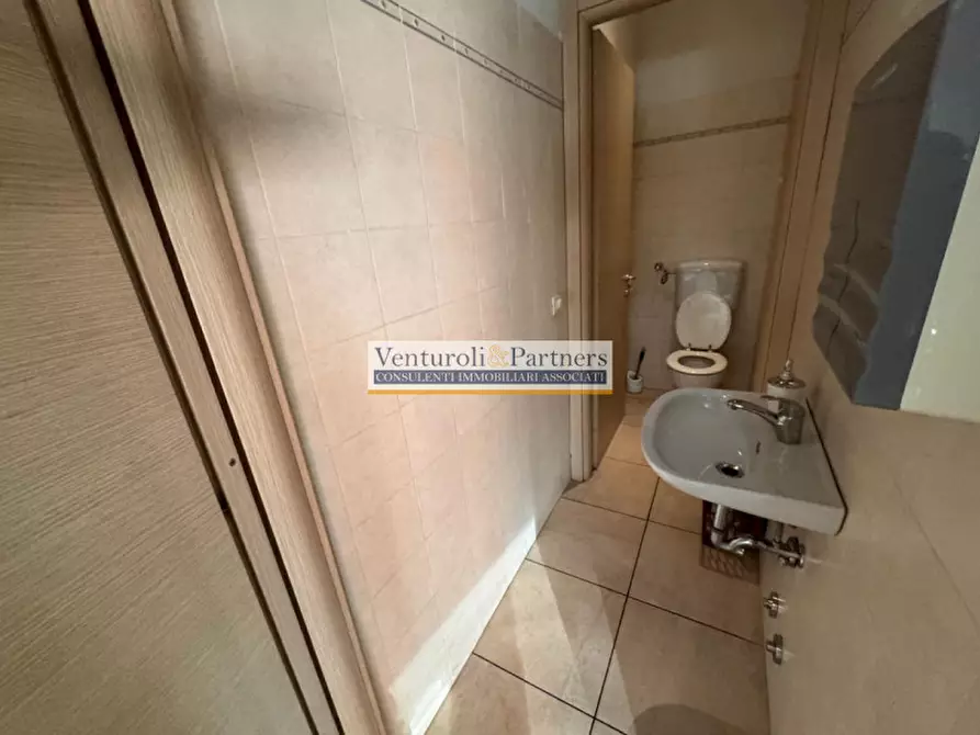 Immagine 6 di Attività commerciale in vendita  in Via Francesco Bianchi a Calcinato