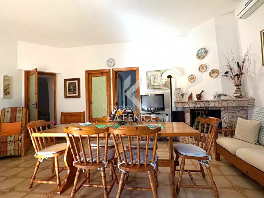 Immagine 34 di Rustico / casale in vendita  in strada votano a Martina Franca