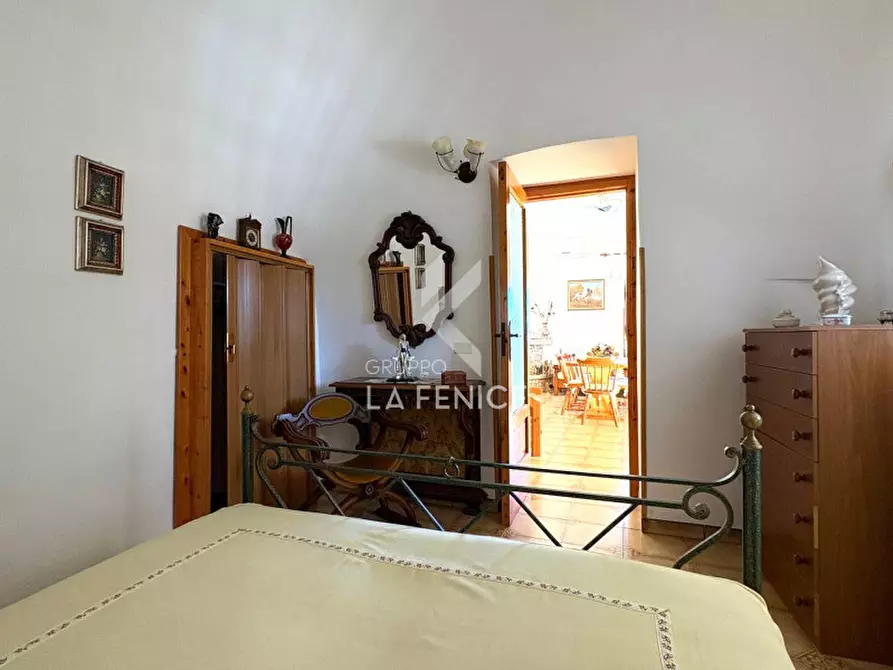 Immagine 40 di Rustico / casale in vendita  in strada votano a Martina Franca