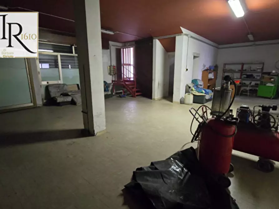 Immagine 16 di Casa indipendente in vendita  a Lusia