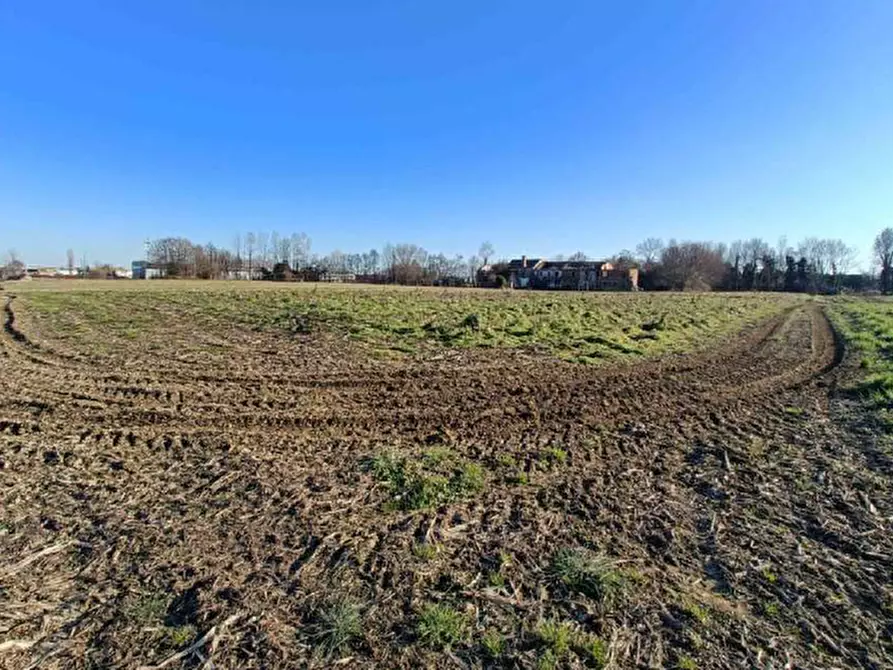 Immagine 3 di Terreno in vendita  in Via Zecchina a Quinto Di Treviso