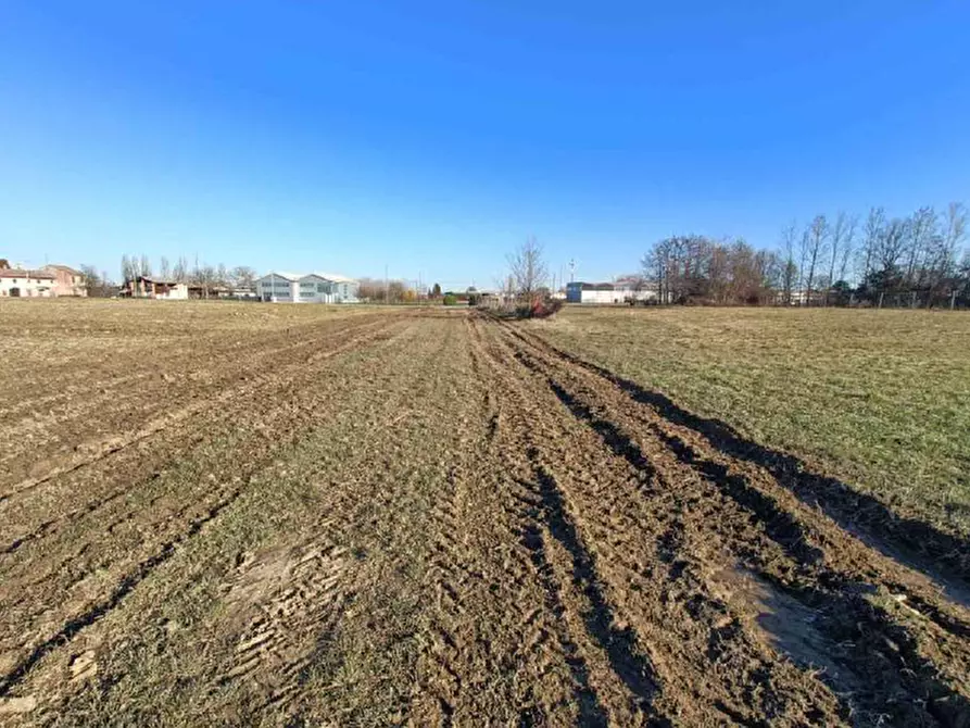 Immagine 2 di Terreno in vendita  in Via Zecchina a Quinto Di Treviso