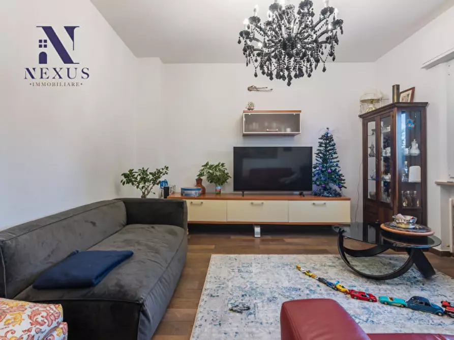 Immagine 9 di Casa indipendente in vendita  a Fano