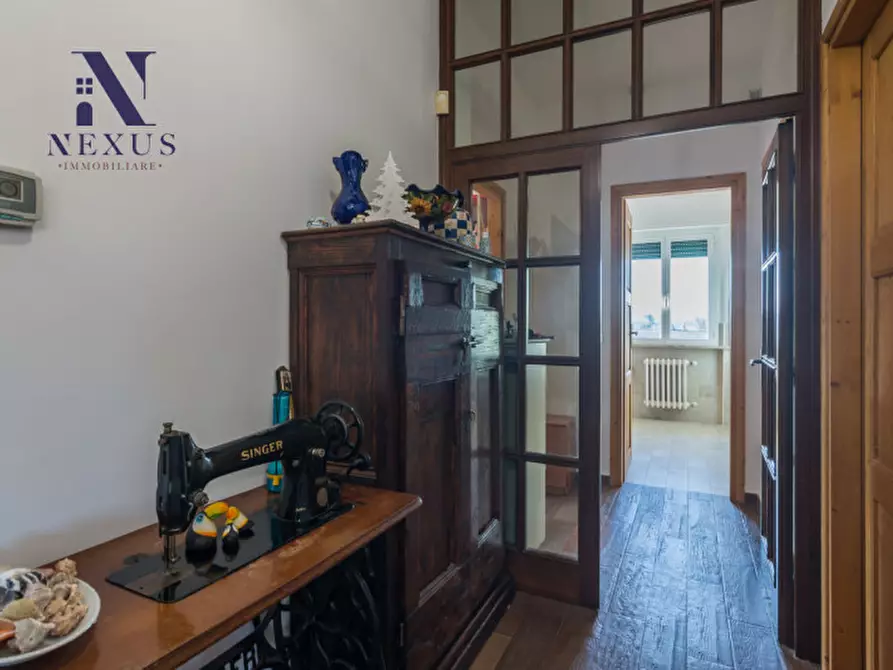 Immagine 12 di Casa indipendente in vendita  a Fano