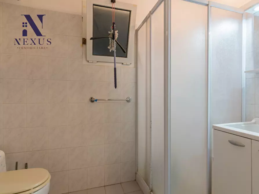 Immagine 24 di Casa indipendente in vendita  a Fano