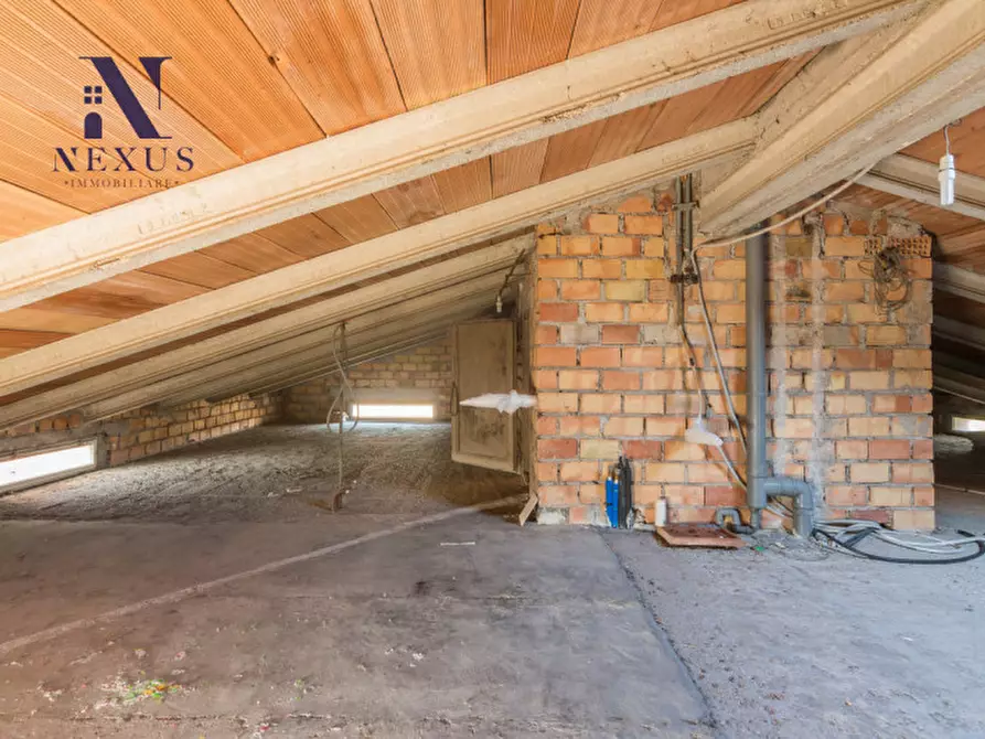 Immagine 34 di Casa indipendente in vendita  a Fano