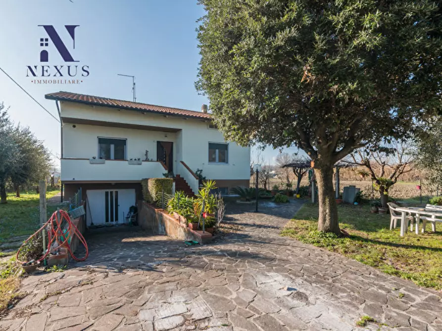 Immagine 37 di Casa indipendente in vendita  a Fano