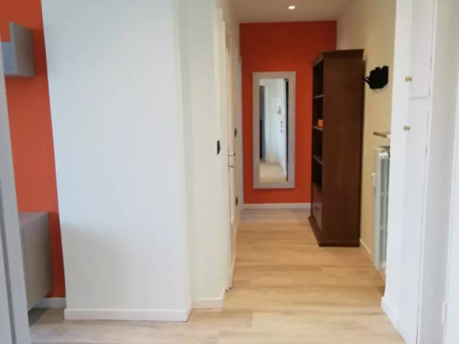 Immagine 5 di Appartamento in vendita  in via bartolomeo triarchini a Bologna