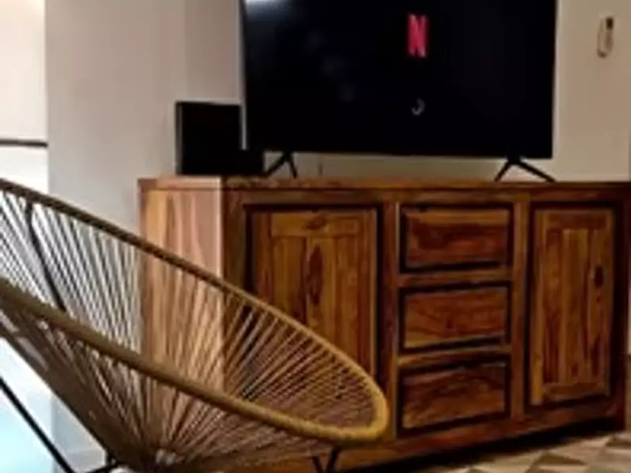 Immagine 4 di Appartamento in affitto  in Via Chiatamone 25 a Napoli