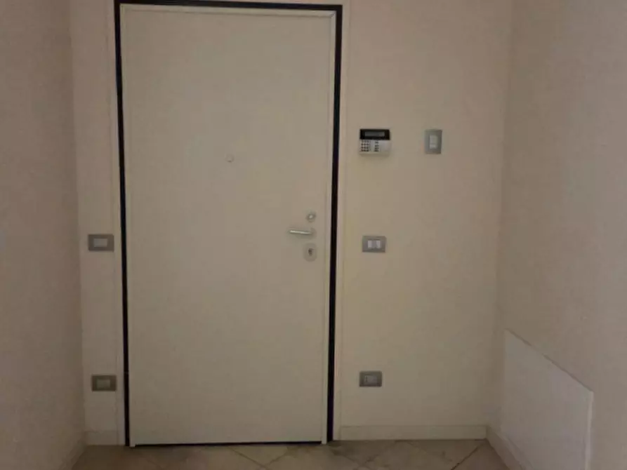 Immagine 7 di Ufficio in vendita  in Via Martiri della Liberazione a Parma