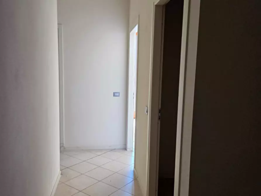 Immagine 9 di Ufficio in vendita  in Via Martiri della Liberazione a Parma