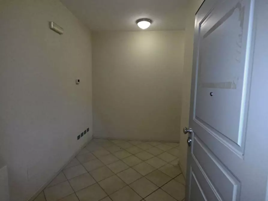 Immagine 9 di Ufficio in vendita  in Via Martiri della Liberazione a Parma