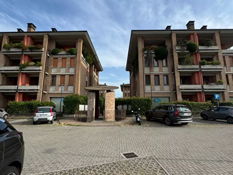 Immagine 10 di Ufficio in vendita  in Via Martiri della Liberazione a Parma