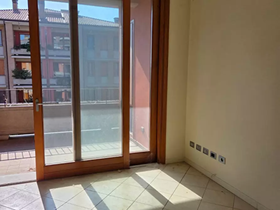 Immagine 11 di Ufficio in vendita  in Via Martiri della Liberazione a Parma