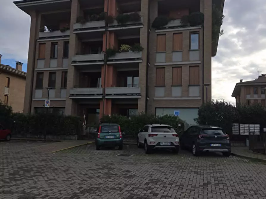 Immagine 12 di Ufficio in vendita  in Via Martiri della Liberazione a Parma