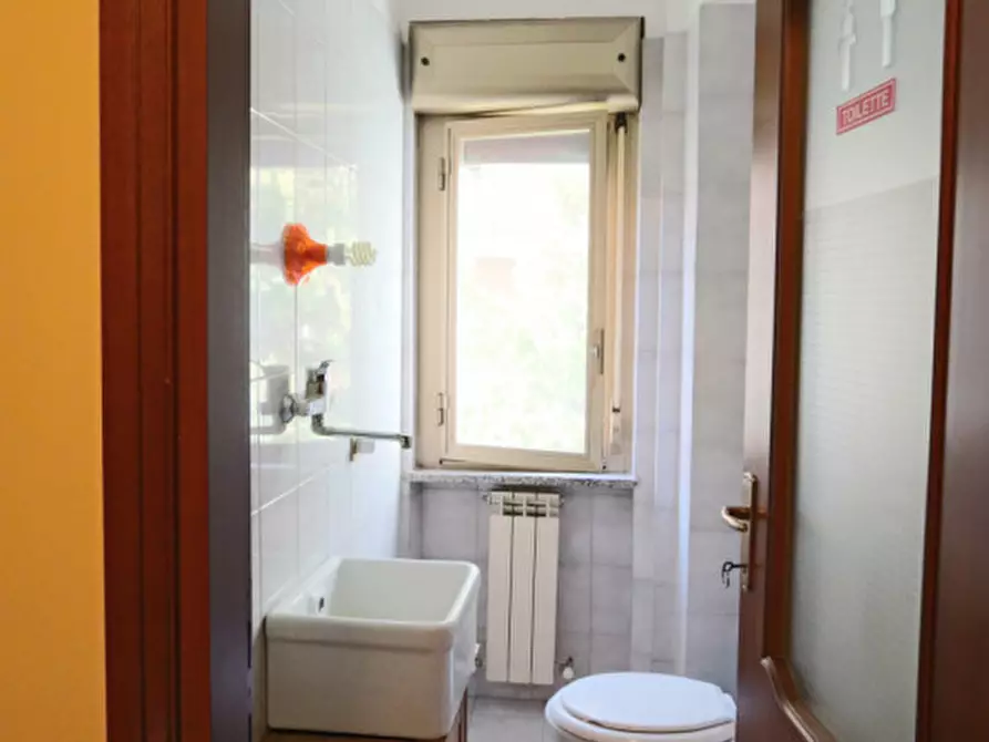 Immagine 21 di Ufficio in vendita  in Via delle Orchidee, 2 a Rieti