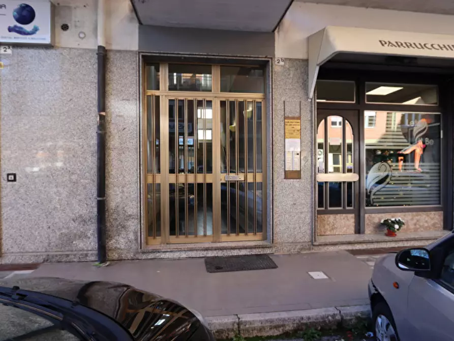 Immagine 27 di Ufficio in vendita  in Via delle Orchidee, 2 a Rieti