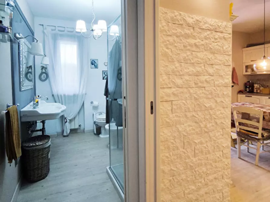 Immagine 13 di Appartamento in vendita  in Via R. Fabbrini a Cavriglia