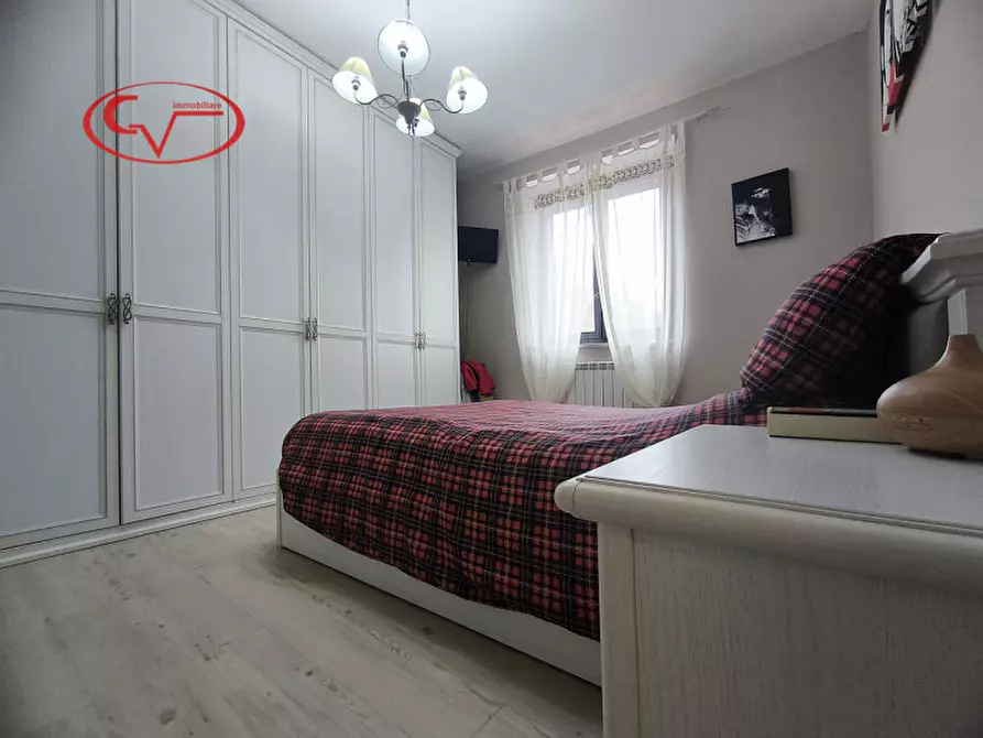 Immagine 15 di Appartamento in vendita  in Via R. Fabbrini a Cavriglia