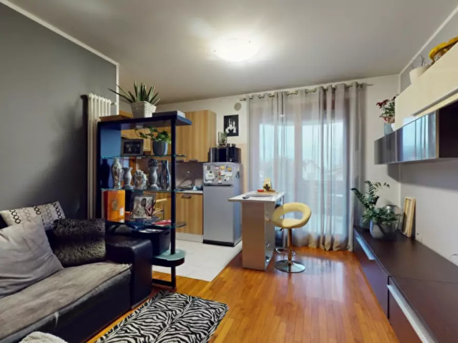 Immagine 4 di Appartamento in vendita  in VIA BRENTA n. 45 Piano 2 a Vicenza