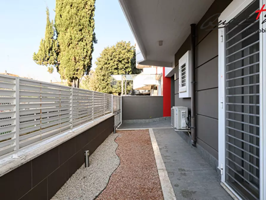 Immagine 20 di Appartamento in vendita  in Via Domizia a Guidonia Montecelio